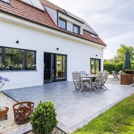 Ozee Villa